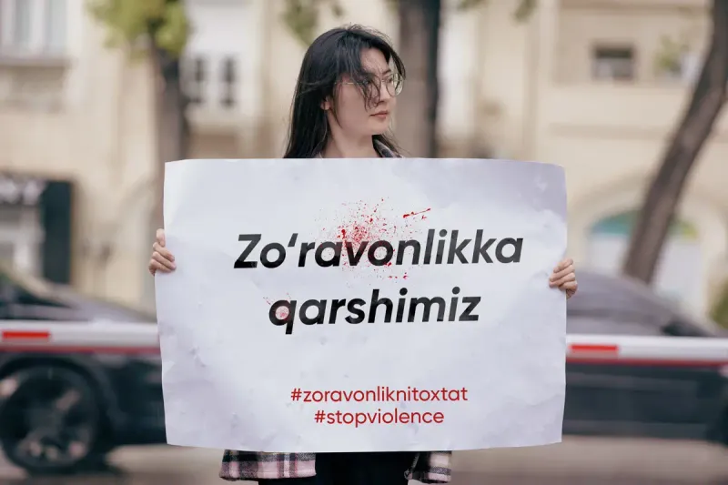 Uzbekistan social