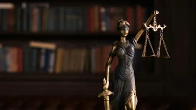 Юрист, юристы, юриспруденция, юридический консультант, юридическая помощь, право, правоведение, правовая система, адвокат, адвокаты, закон, законы, адвокатская контора, законодательство, судебная система 