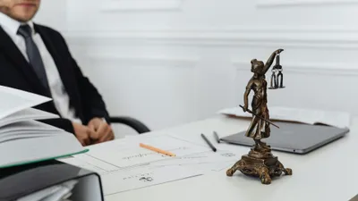 Юрист, юристы, юриспруденция, юридический консультант, юридическая помощь, право, правоведение, правовая система, адвокат, адвокаты, закон, законы, адвокатская контора, законодательство, судебная система 