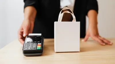 Кассовый терминал, контрольно-кассовый аппарат, контрольно-кассовые аппараты, ККМ, чек, чеки, выдача чека, выдача чеков, кассовый аппарат