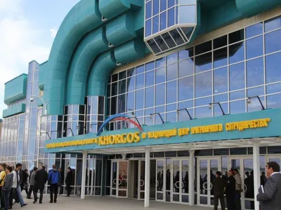 Хоргос, граница, пограничники, таможня