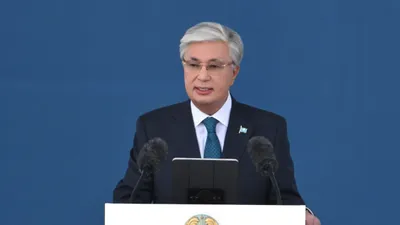 президент Казахстана на параде Победы