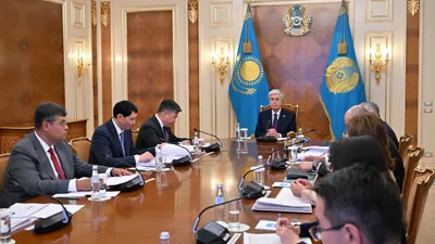 президент Казахстана Касым-Жомарт Токаев, глава Нацбанка РК Тимур Сулейменов