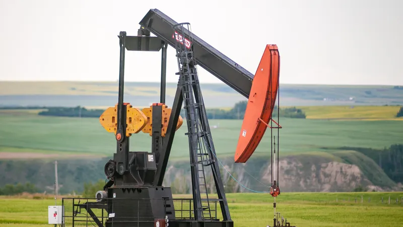 Добыча нефти, нефтедобыча, нефть, нефтяная скважина, нефтедобывающее оборудование