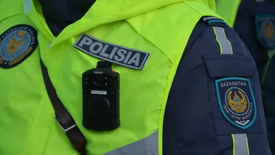 Полицейский с видеожетоном