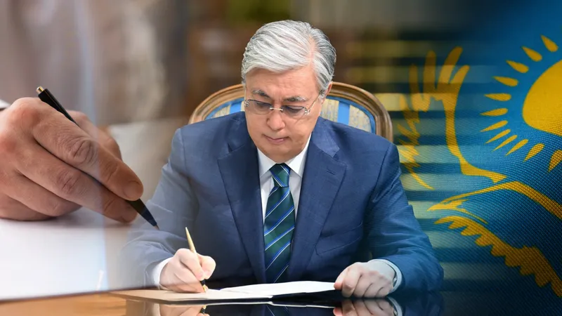 Подписание законов, назначения, назначение, Акорда, резиденция Президента РК, Касым-Жомарт Токаев, президент Республики Казахстан, президент РК, глава государства 