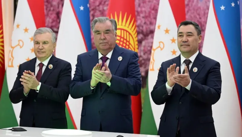 главы государств, национальные лидеры