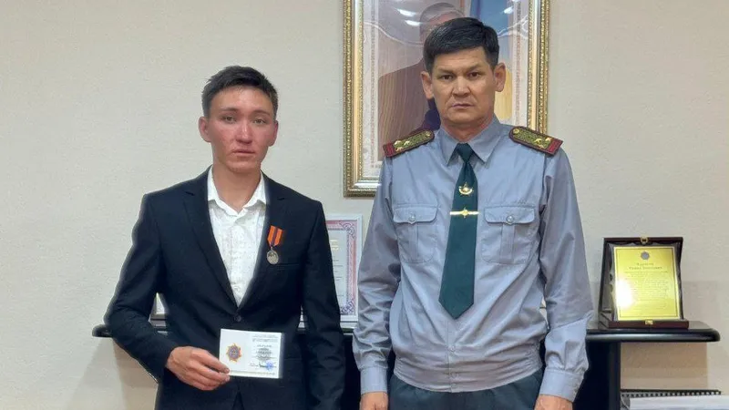 студент Ерасыл Омарханов