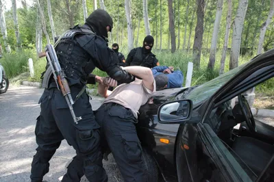 преступники, спецназ, арест