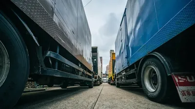 Грузовые автомобили, транспортный контроль