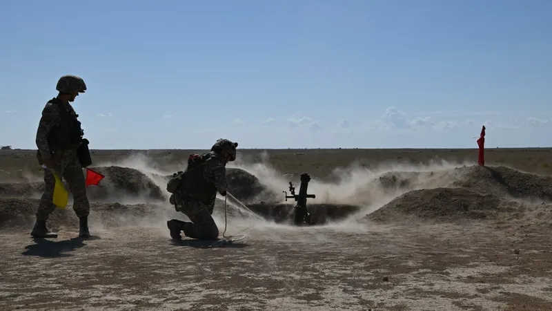 Военная служба, военнослужащие, военнослужащий, военные, военный, армия, солдаты, вооруженные силы, военные учения