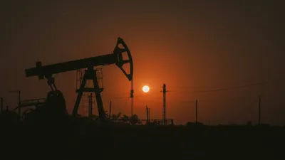 Добыча нефти, нефтедобыча, нефть, нефтяная скважина, нефтедобывающее оборудование