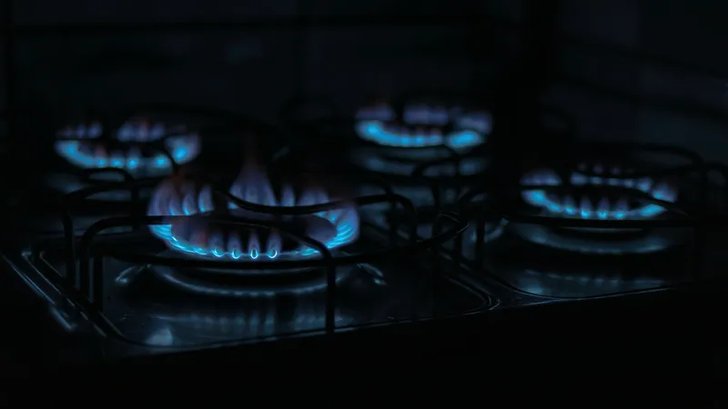 Газовая плита, газовые плиты, конфорки, газ, подача газа, отключение газа