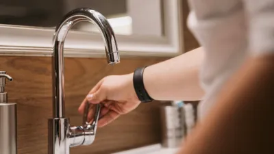 Кран с водой, вода, водоснабжение, система водоснабжения, отсутствие воды, отключение воды, раковина, горячая вода, холодная вода, водопровод
