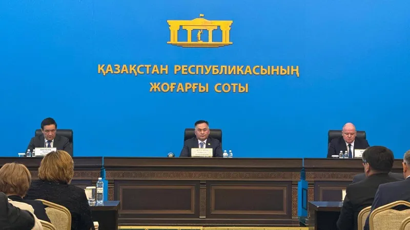 председатель Верховного суда РК Асламбек Мергалиев