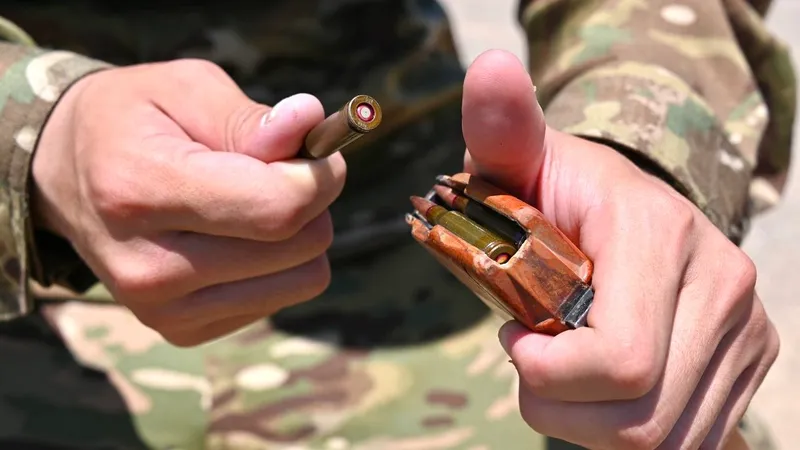 Военная служба, военнослужащие, военнослужащий, военные, военный, армия, солдаты, вооруженные силы, военные учения
