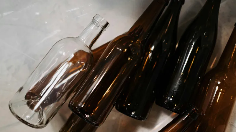 Алкоголь, алкогольная продукция, алкоголизм, спирт, спиртной напиток, алкогольные напитки, спиртное, алкоголик, алкоголики