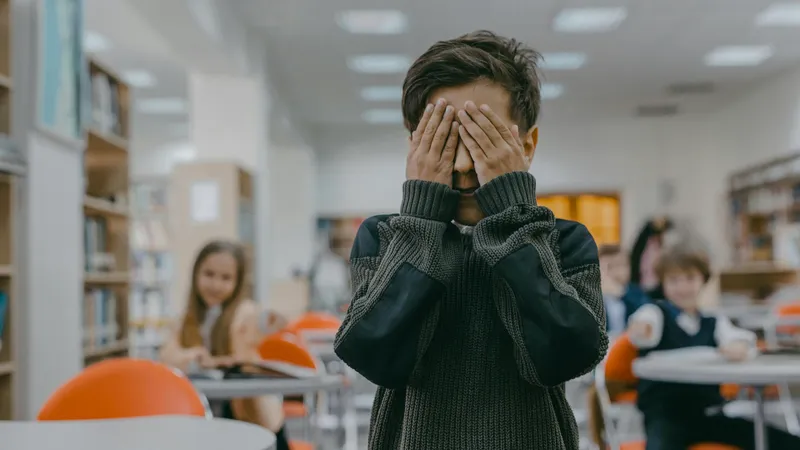 Дети, буллинг, травля, задирание, жертва буллинга, школьный буллинг, издевательство, травля ребенка, травля детей, буллинг среди учеников, буллинг среди детей, буллинг среди подростков 