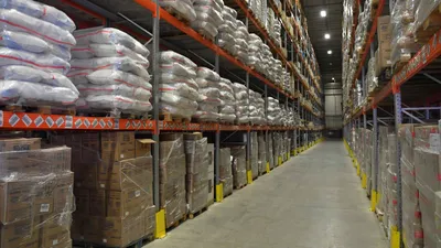 Торговые отношения, торговля между странами, международная торговля, экспорт, товары, импорт, торговое сотрудничество, товарообмен, перевозка грузов, грузоперевозки, товарные контейнеры, контейнер, логистика