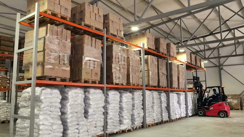 Торговые отношения, торговля между странами, международная торговля, экспорт, товары, импорт, торговое сотрудничество, товарообмен, перевозка грузов, грузоперевозки, товарные контейнеры, контейнер, логистика