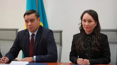 Уполномоченный по правам человека Артур Ластаев, руководитель национального центра по правам человека Динара Таженова