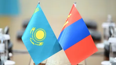 Флаги Монголии и Казахстана, Монголия и Казахстан 