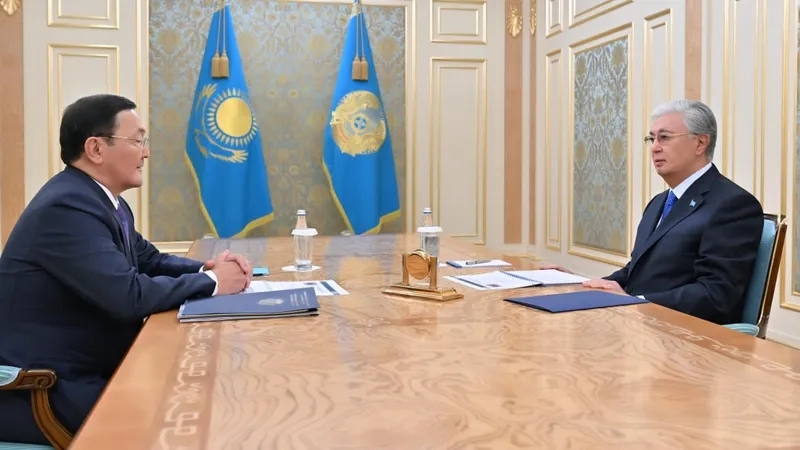 президент Казахстана Касым-Жомарт Токаев, генеральный прокурор Берик Асылов