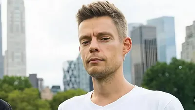 блогер, медийная личность