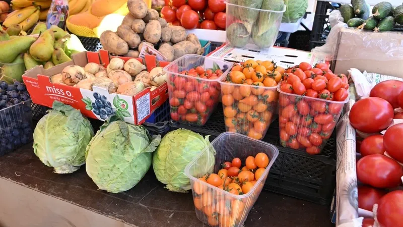 Ярмарка, базар, рынок, торговля, продукты питания, овощи, овощной отдел