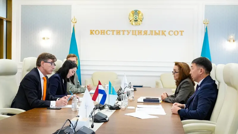 Конституционный суд, Бакыт Нурмуханов 