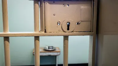 Тюрьма, тюрьмы, места лишения свободы, зона, решетка, лишение свободы, заключенный, заключенные, заключение, колония, место заключения, места заключения