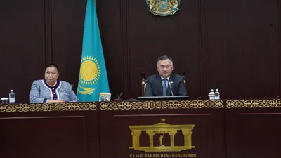 председатель Верховного суда Асламбек Мергалиев