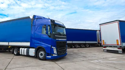 Фуры, фура, грузовые машины, грузовая машина, грузовик, грузовики, перевозка груза, груз, грузоперевозки, грузовые перевозки, трасса, дорога, логистика