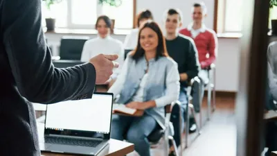 высшее образование, аудитория