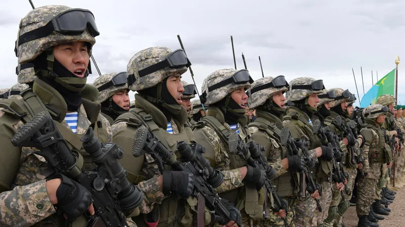 Военная служба, военнослужащие, военнослужащий, военные, военный, армия, солдаты, солдат, вооруженные силы, военные учения