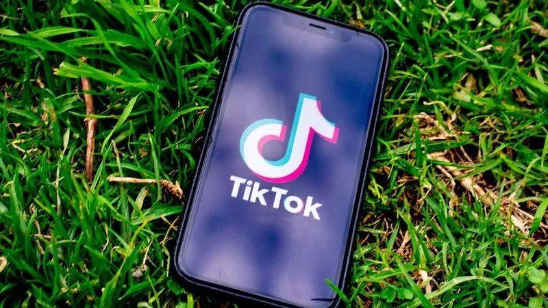 социальная сеть, мобильное приложение