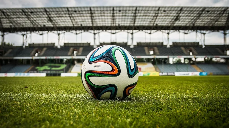 футбольное поле, стадион