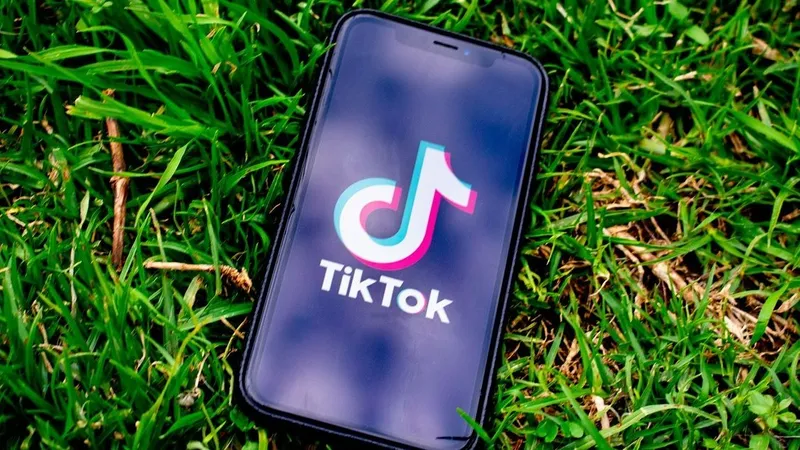 социальная сеть, мобильное приложение