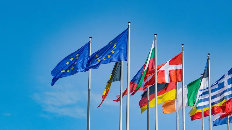 объединение,  государственные флаги