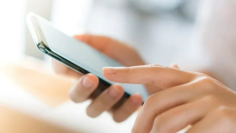 мобильный телефон, гаджет