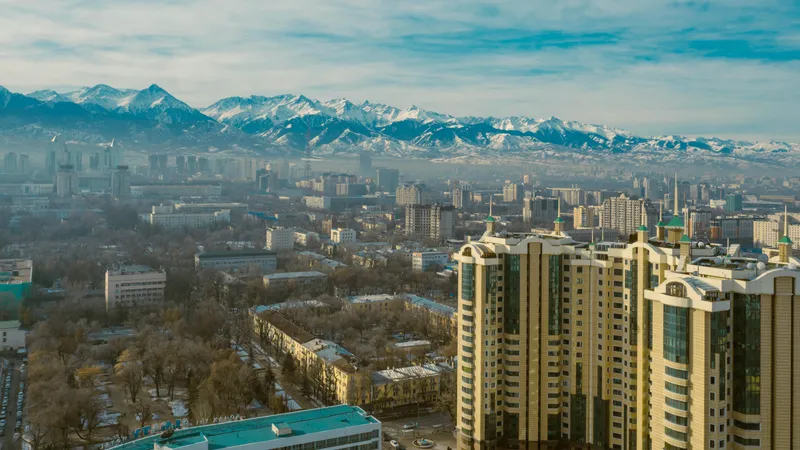 Алматы, виды Алматы, город Алматы, виды города Алматы, пейзаж Алматы, панорама Алматы, достопримечательности Алматы, достопримечательности города Алматы, туризм в Алматы