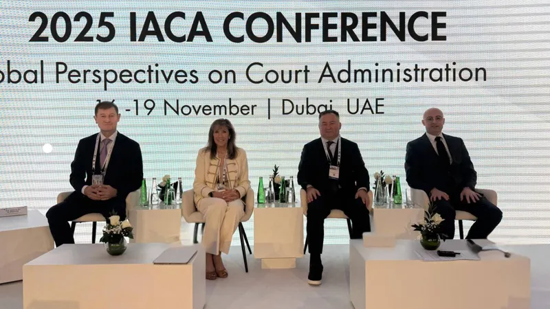 председатель Верховного суда Асламбек Мергалиев