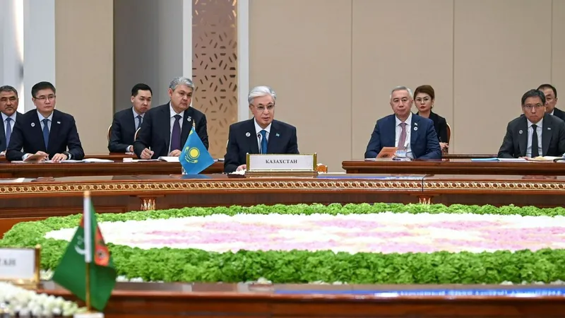 саммит, Узбекистан