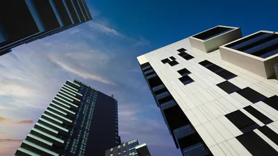 многоэтажные дома, город