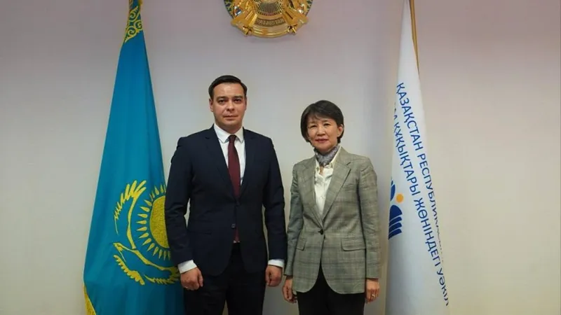 уполномоченный по правам человека Артур Ластаев, постоянный координатор ООН в Казахстане Саранго Раднарагча