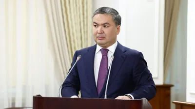 министр промышленности и строительства РК