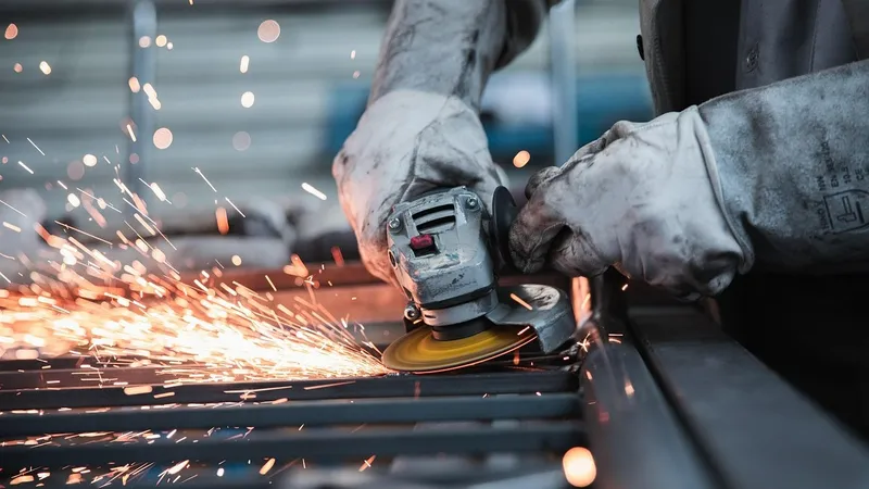 УШМ, металл, конструкция