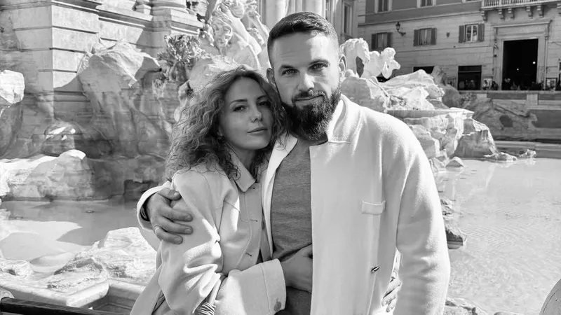 Роман Новак с женой 