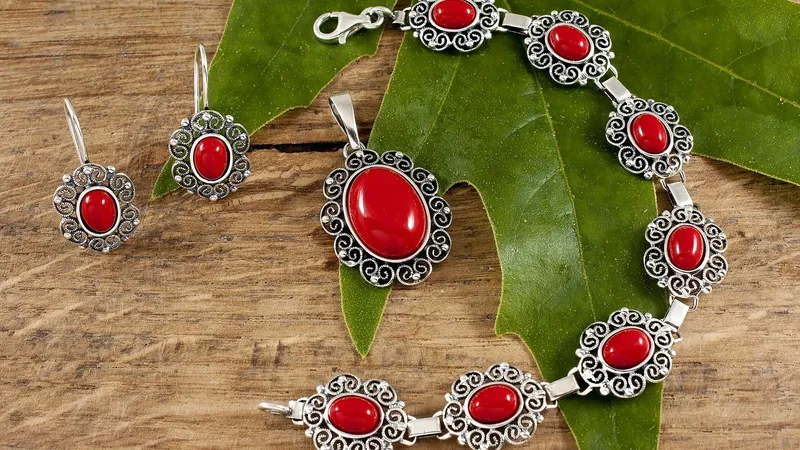 колье, ювелирные изделия