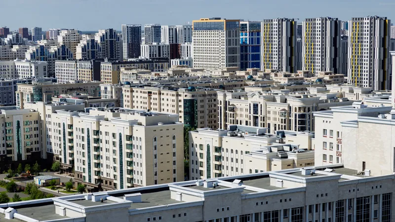 Новостройка, новостройки, строительство домов, высотные дома, жилые дома, квартиры, квартира, ЖК, жилые комплексы, жилой комплекс, многоквартирные дома, аренда, Астана, город Астана, виды Астаны